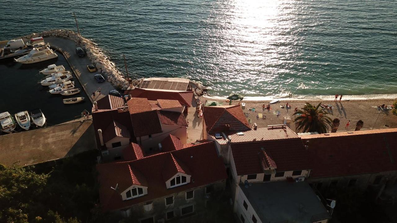 Beach Apartment Korina Sumpetar Εξωτερικό φωτογραφία