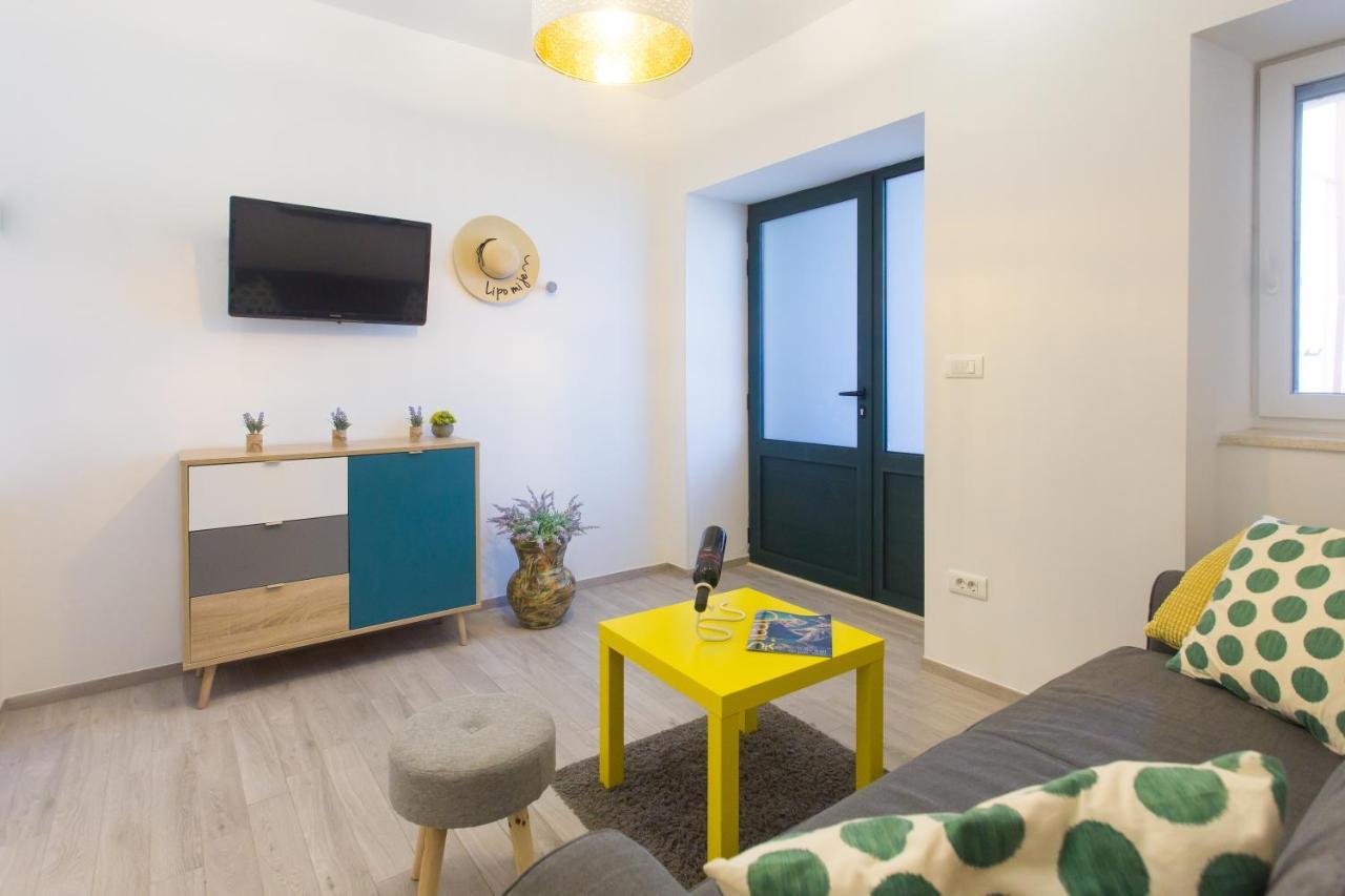 Beach Apartment Korina Sumpetar Εξωτερικό φωτογραφία