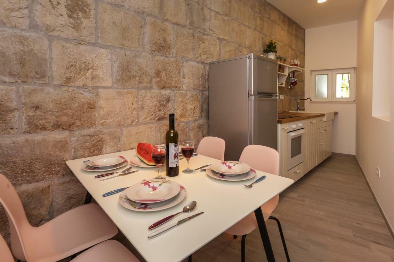 Beach Apartment Korina Sumpetar Εξωτερικό φωτογραφία