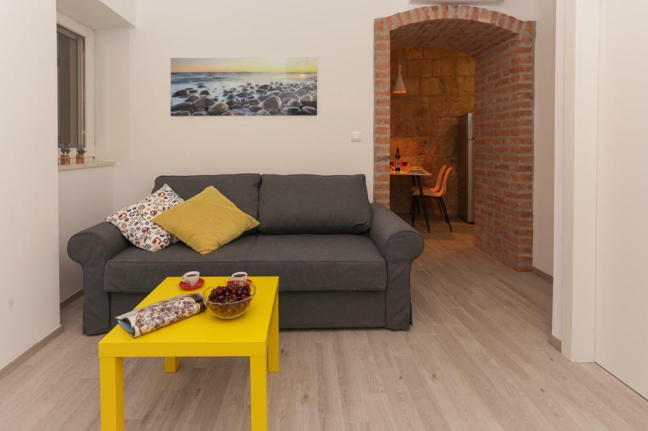 Beach Apartment Korina Sumpetar Εξωτερικό φωτογραφία