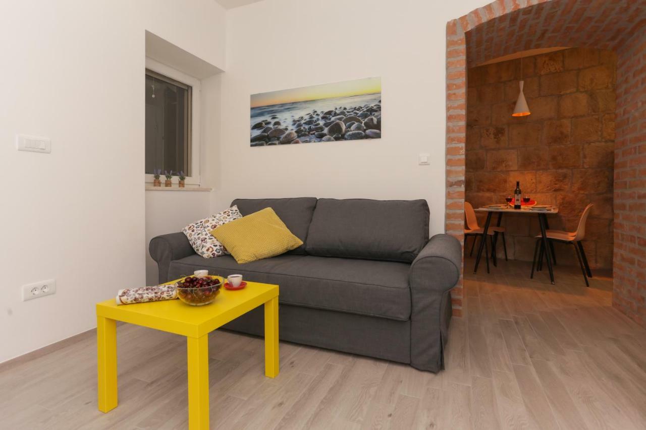Beach Apartment Korina Sumpetar Εξωτερικό φωτογραφία